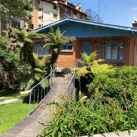 Casa Da Vo Diva No Centro De Gramado Villa Luaran gambar
